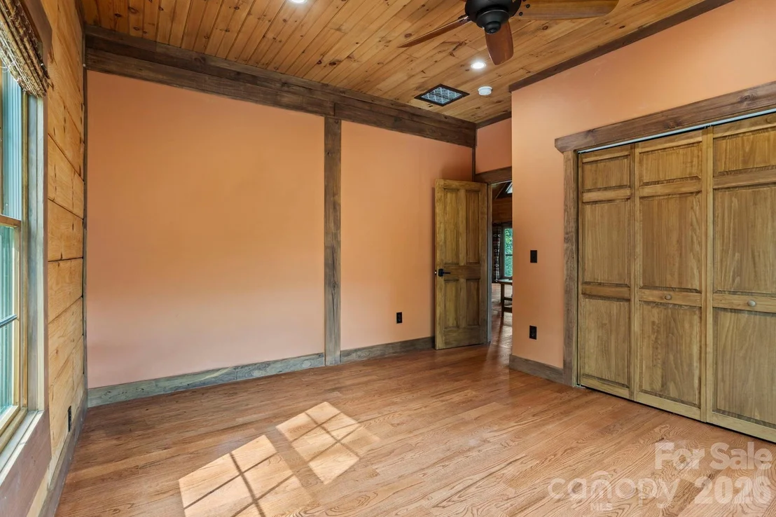 Photo of 2107 Miller Mountain Road