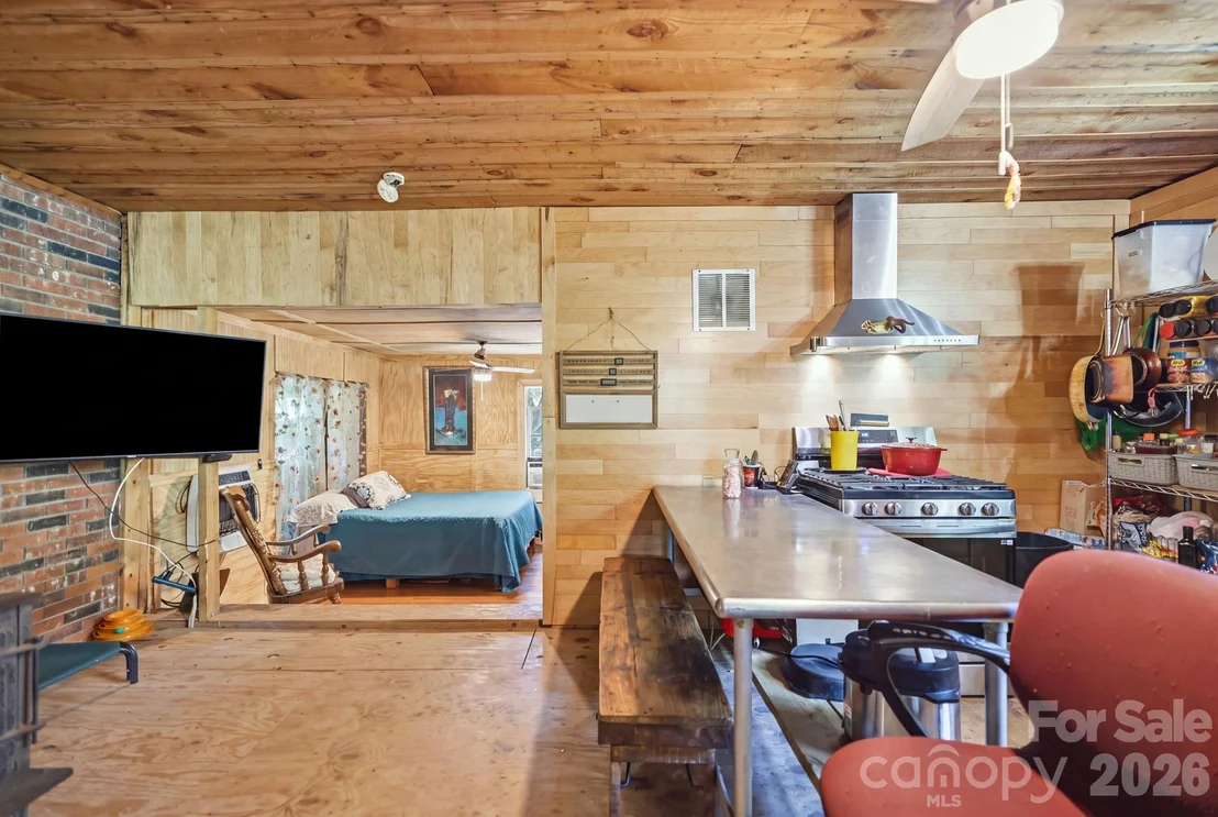 Photo of 464 Mason Road