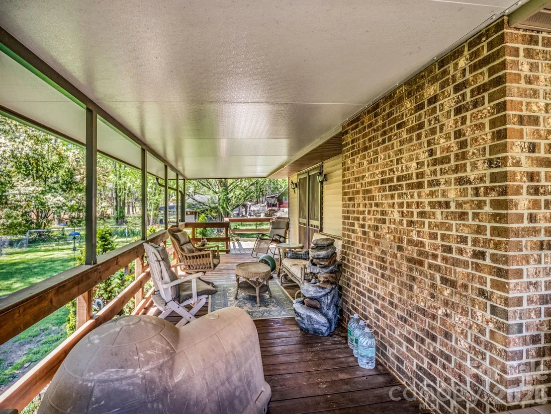 Photo of 80 Fox Briar Drive