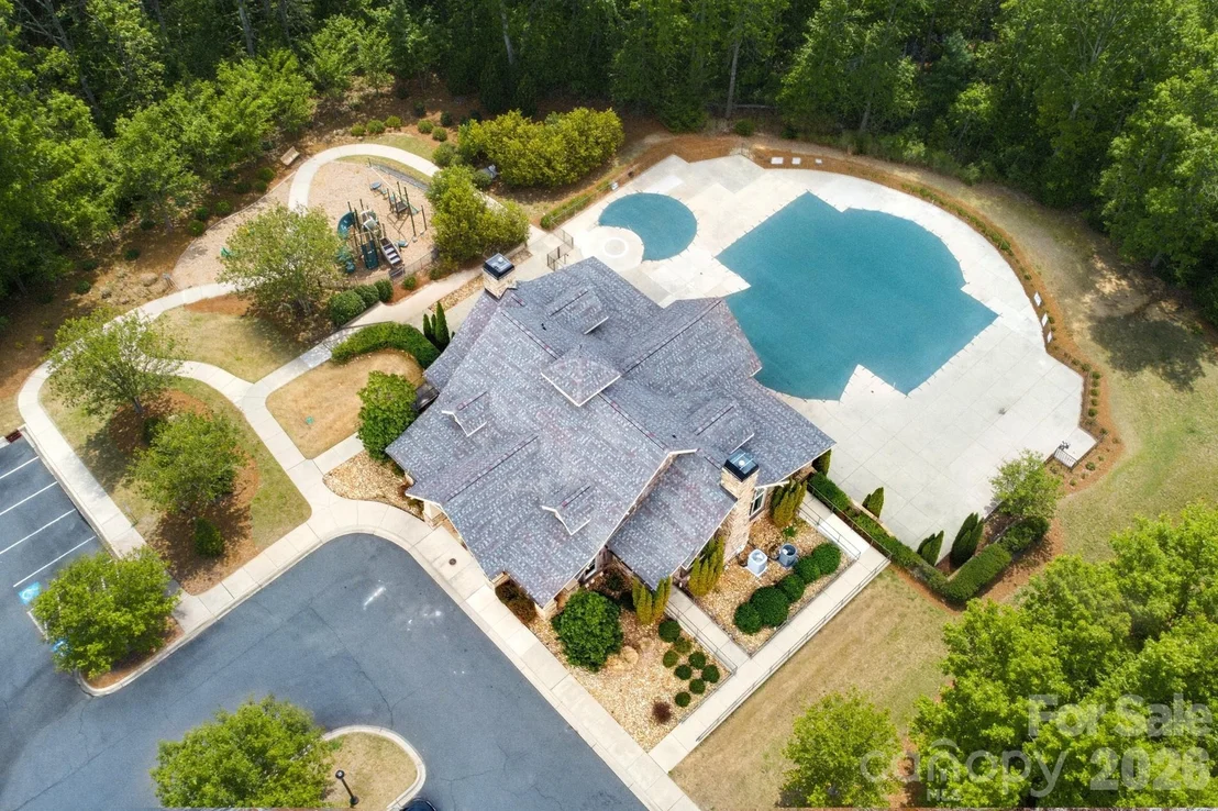 Photo of 3060 Feathers Drive