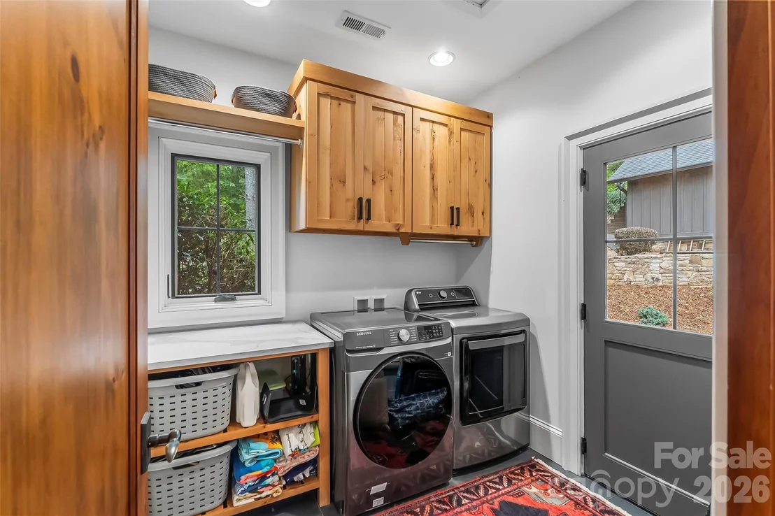 Photo of 5069 Lighthouse Court