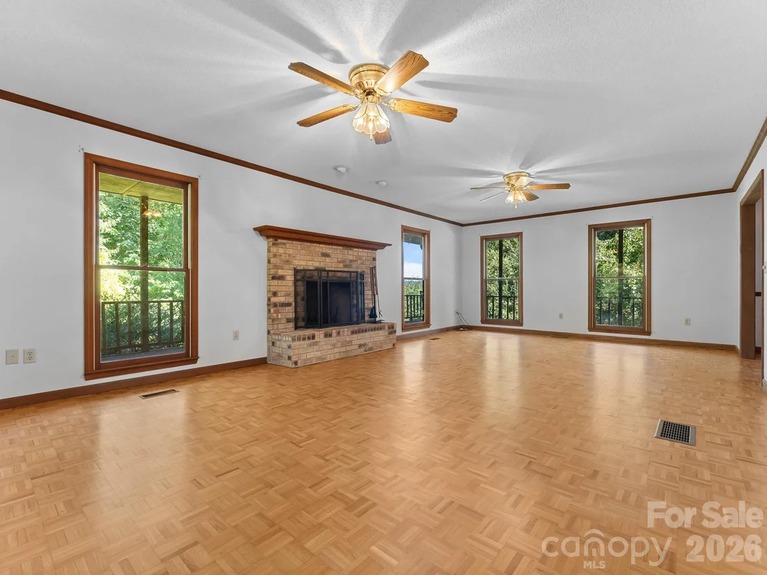 Photo of 220 Wingfield Way