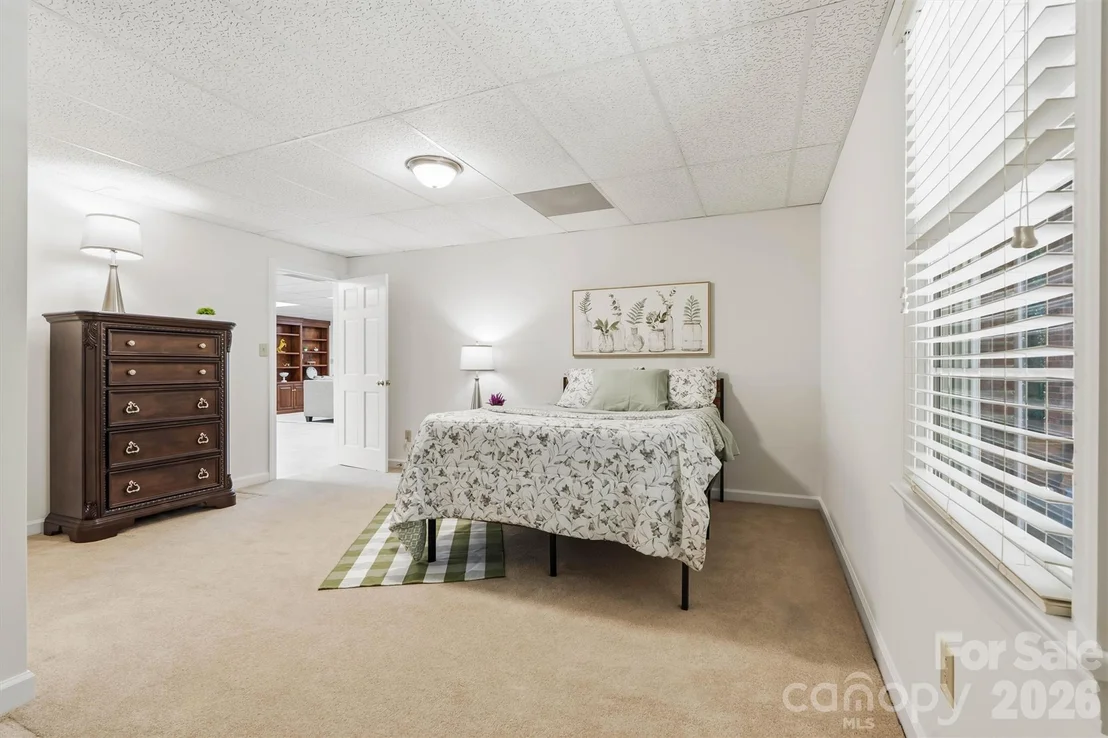 Photo of 675 Heather Drive
