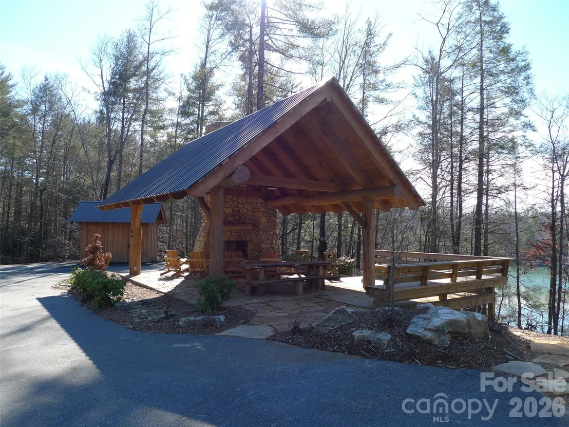Photo of 590 Larkhaven Drive