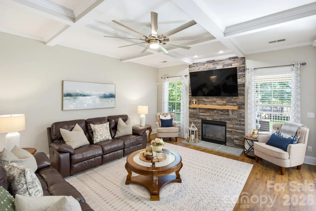 Photo of 3060 Feathers Drive