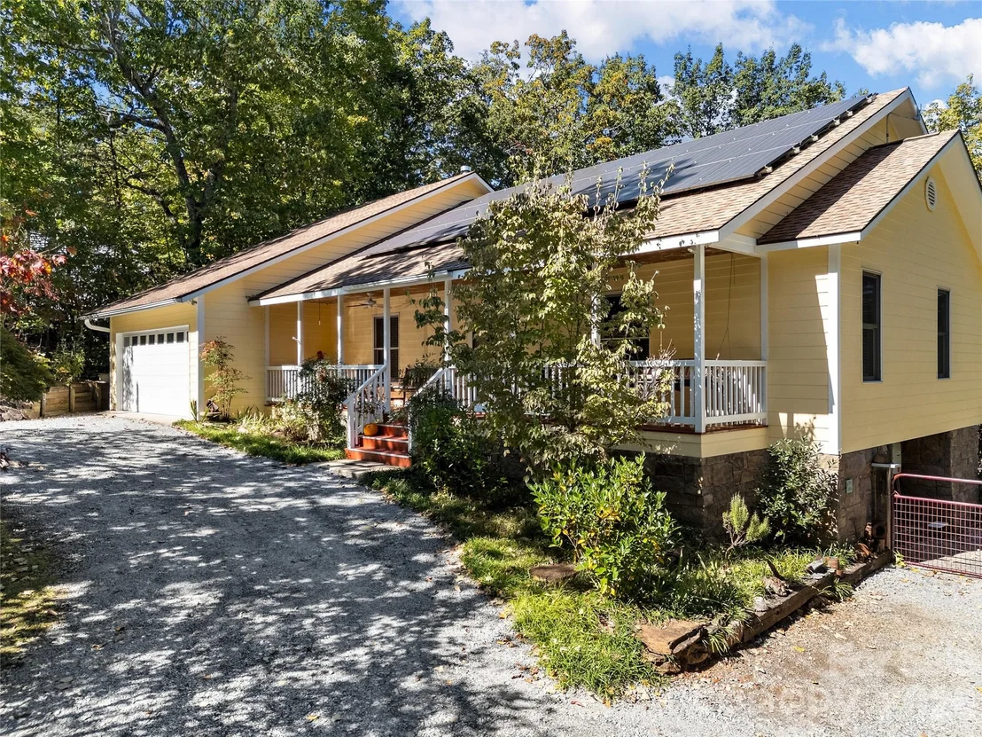 Photo of 160 Caledonia Road