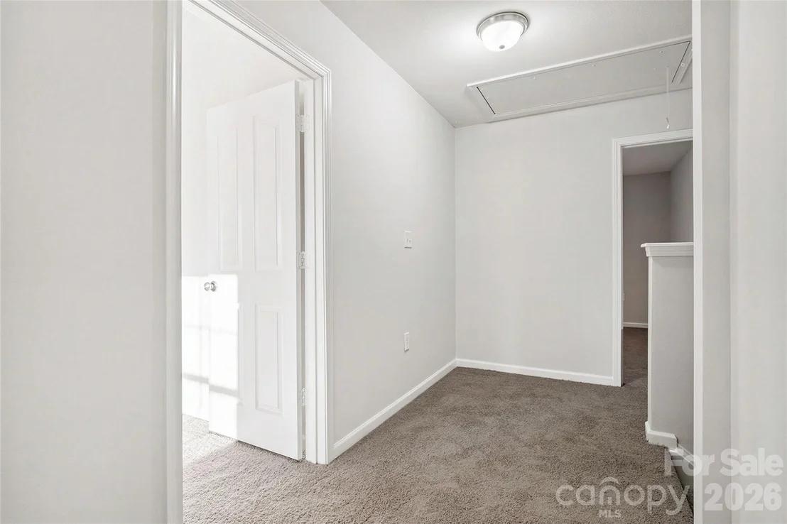 Photo of 407 Lind Point Lane