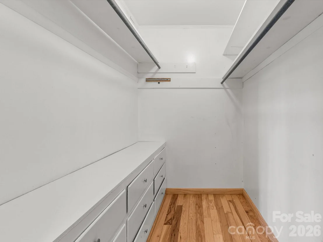 Photo of 200 Canterbury Road
