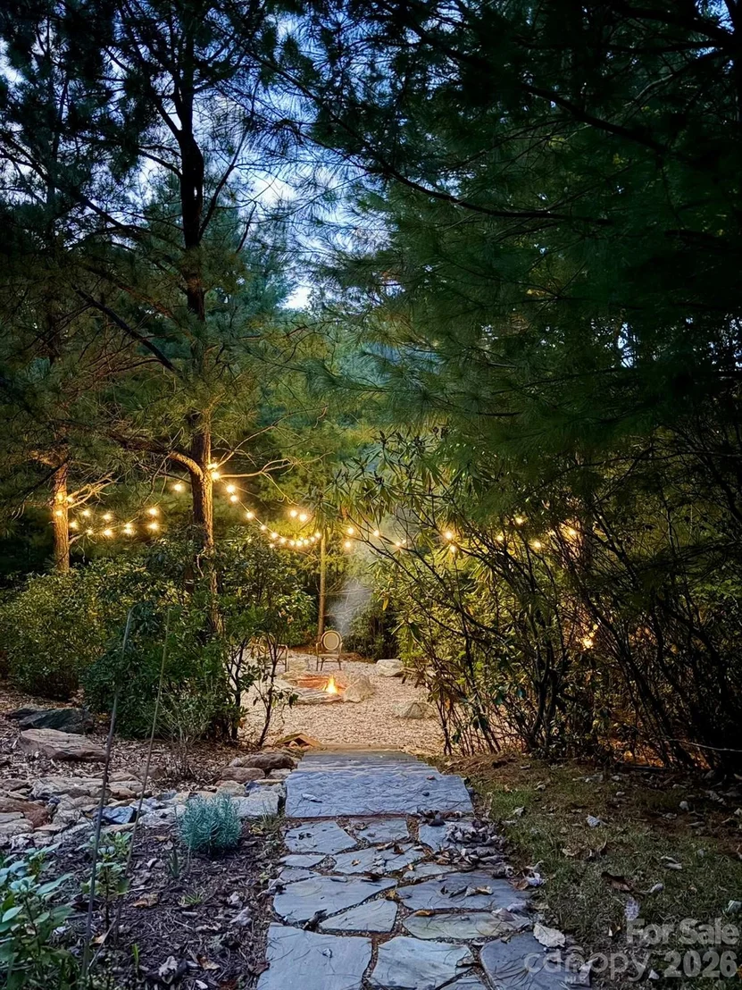 Photo of 70 Knobby Lane