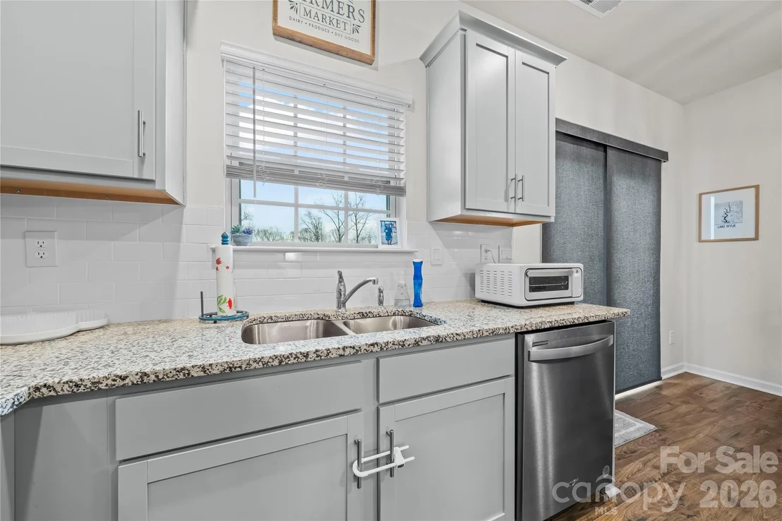 Photo of 7549 Stonehouse Drive
