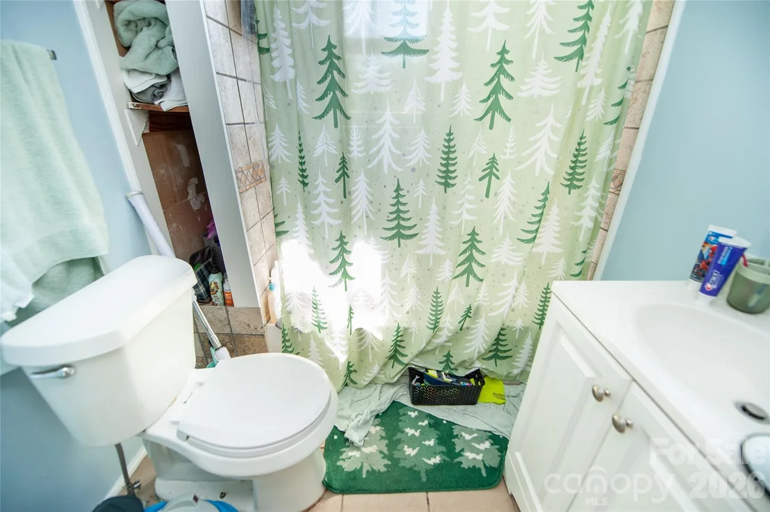 Photo of 128 Fleming Avenue