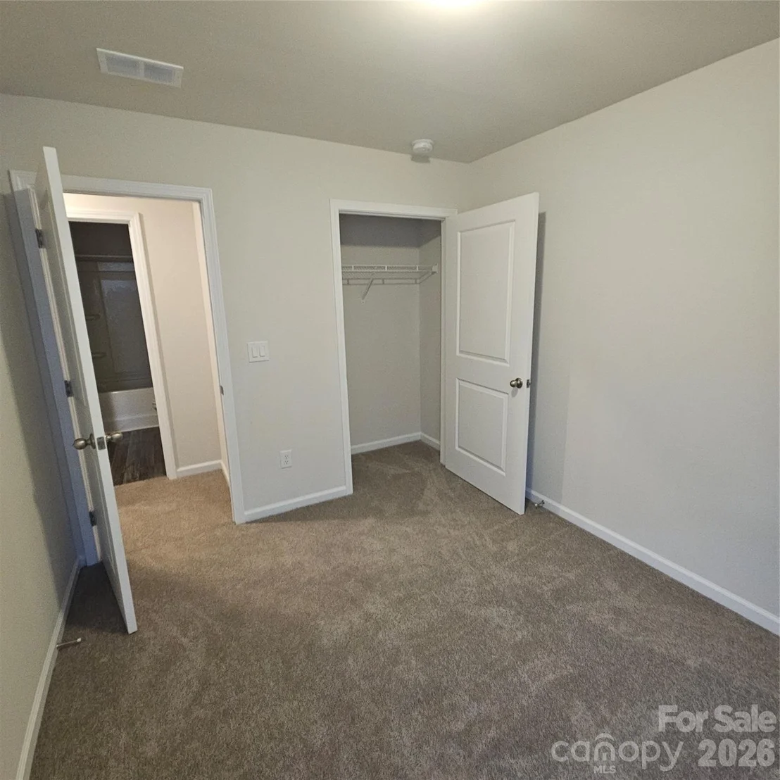 Photo of 1016 Berry Patch Circle