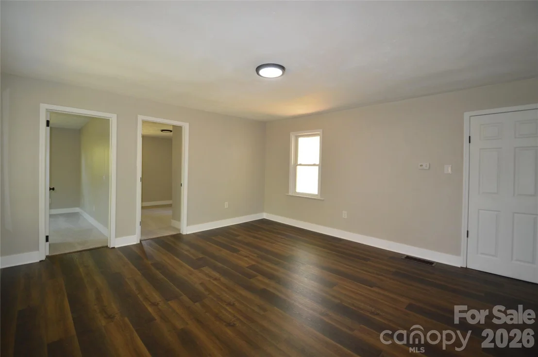 Photo of 191 Flat Rock Hill Road