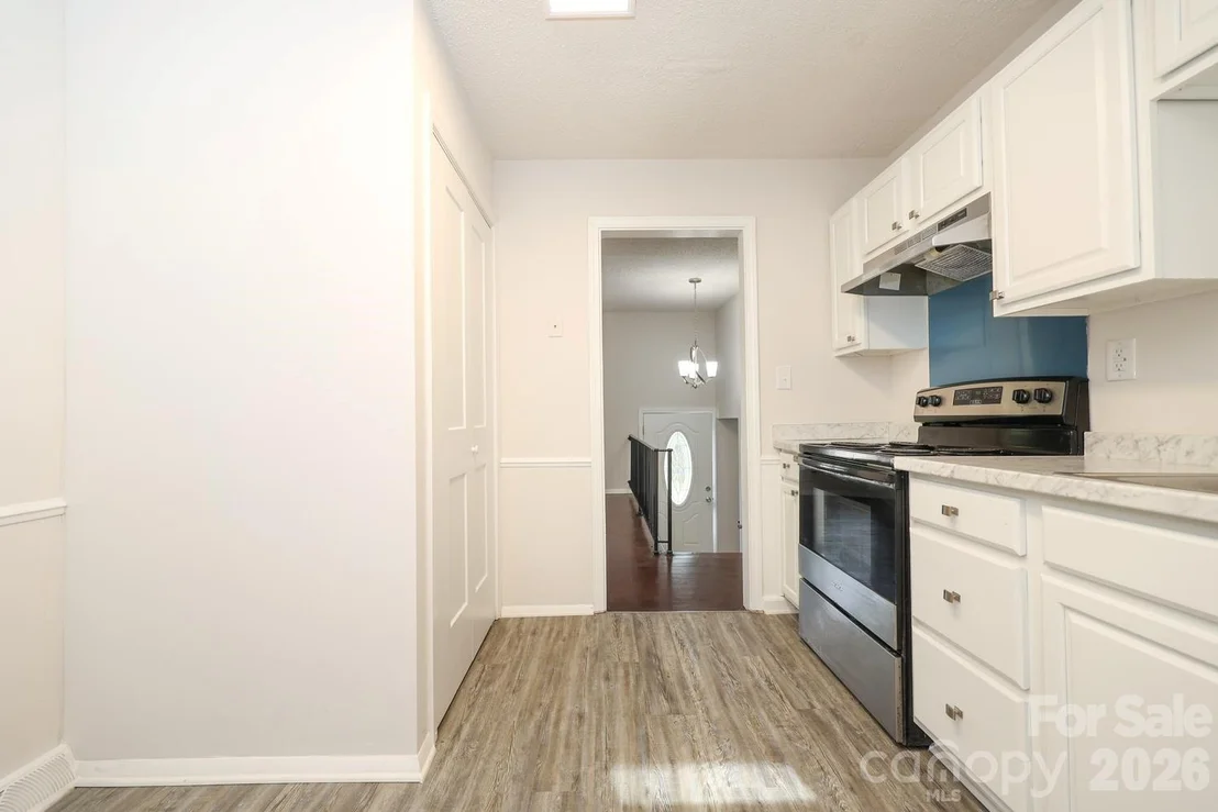 Photo of 5001 Springview Road