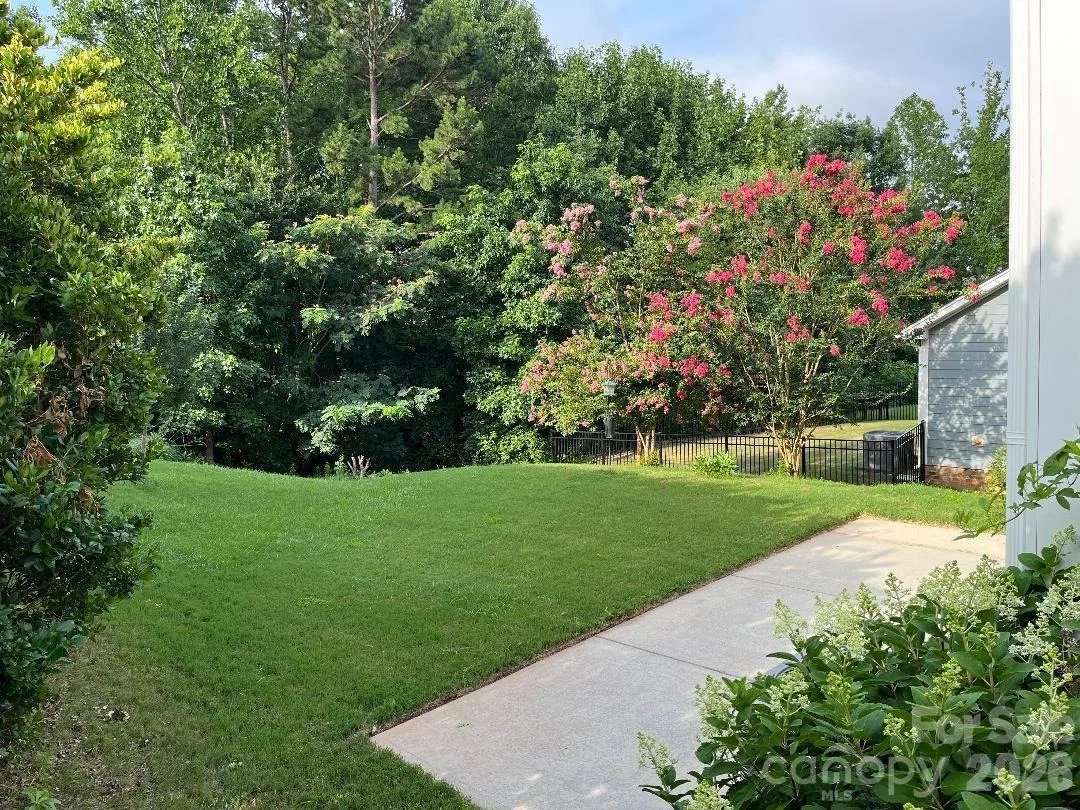 Photo of 6003 Fallondale Road