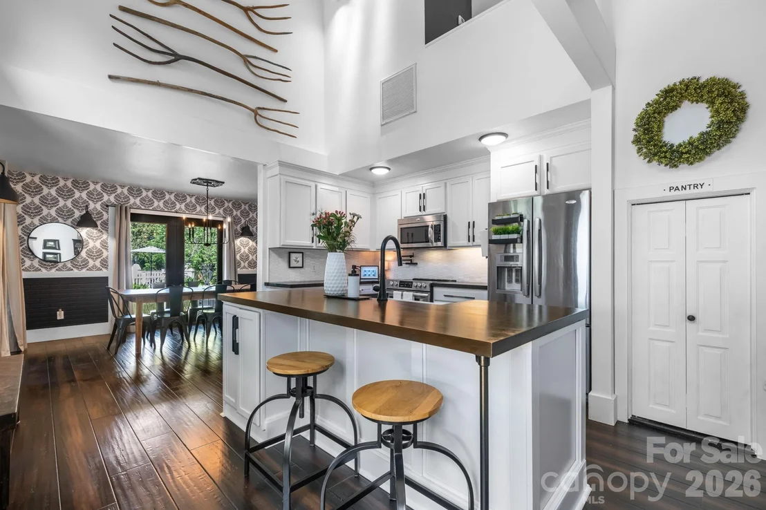 Photo of 1314 Shirebourn Drive