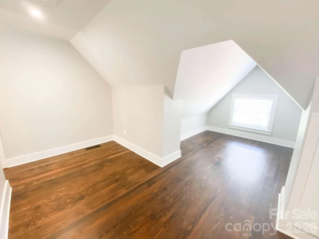Photo of 141 Carnegie Road