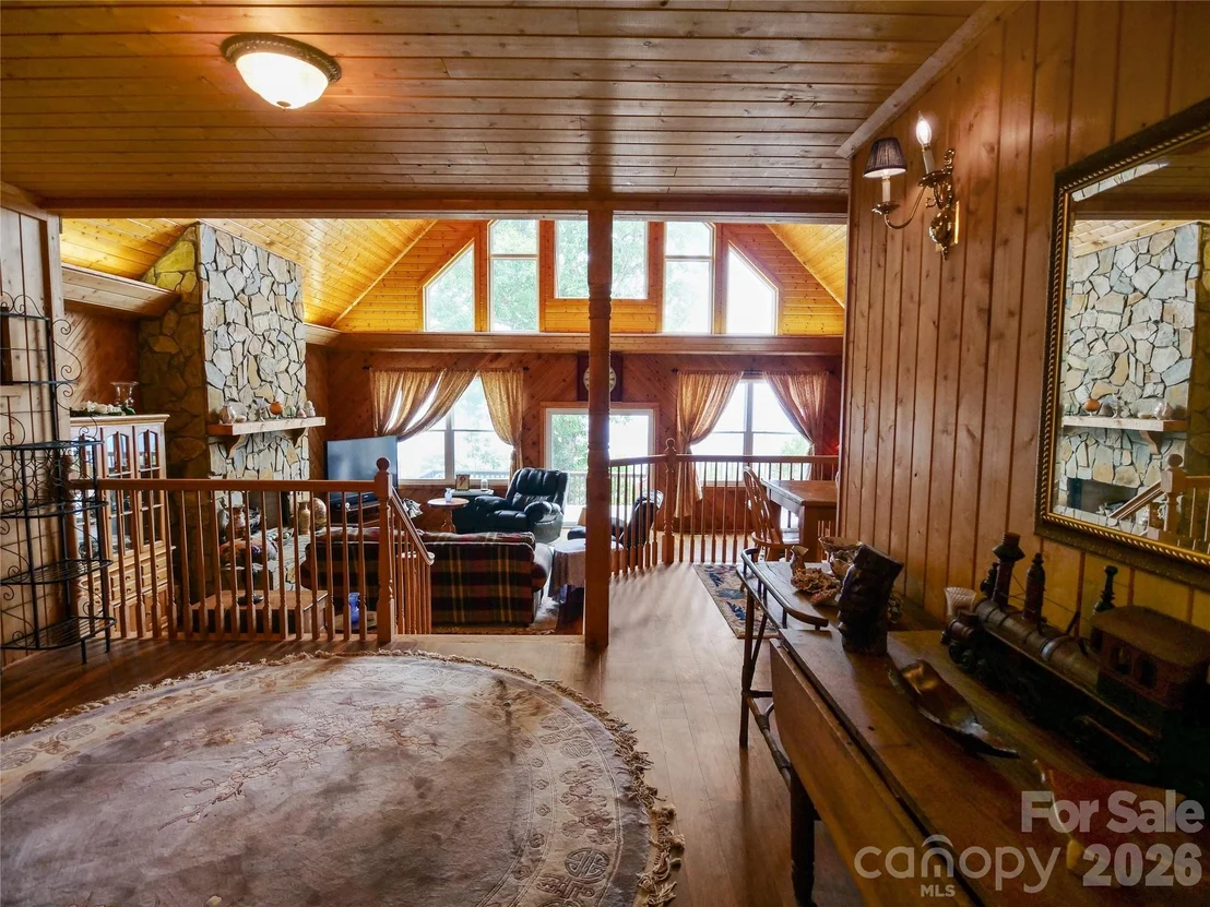 Photo of 386 Arrowhead Trail