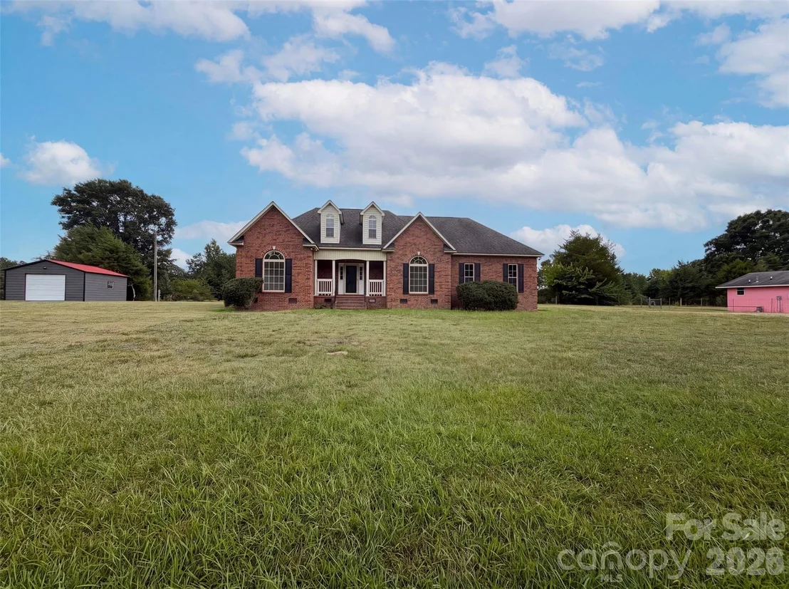 Photo of 972 Darby Road