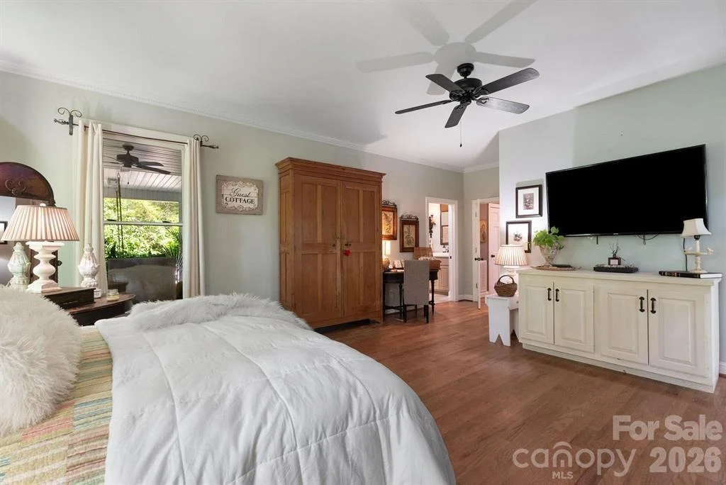Photo of 175 Green Hills Road