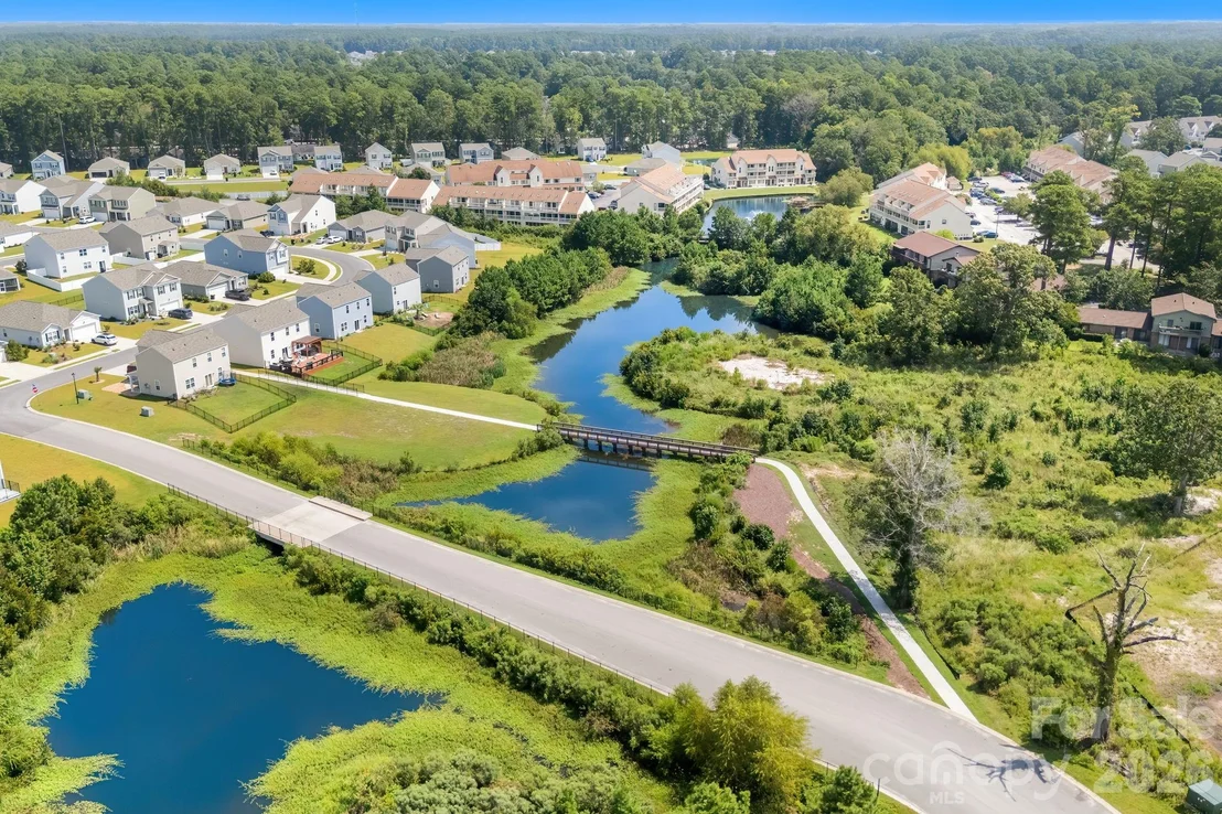 Photo of 1000 Sennema Circle