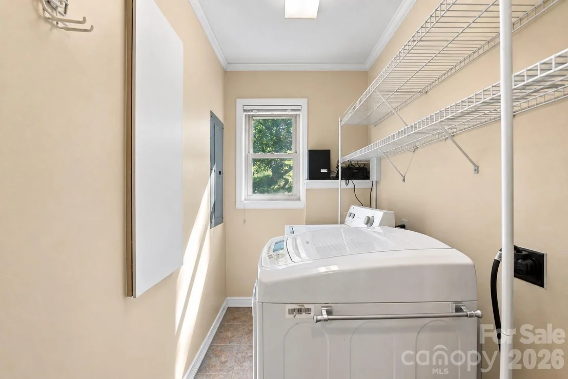 Photo of 190 Camelot Drive