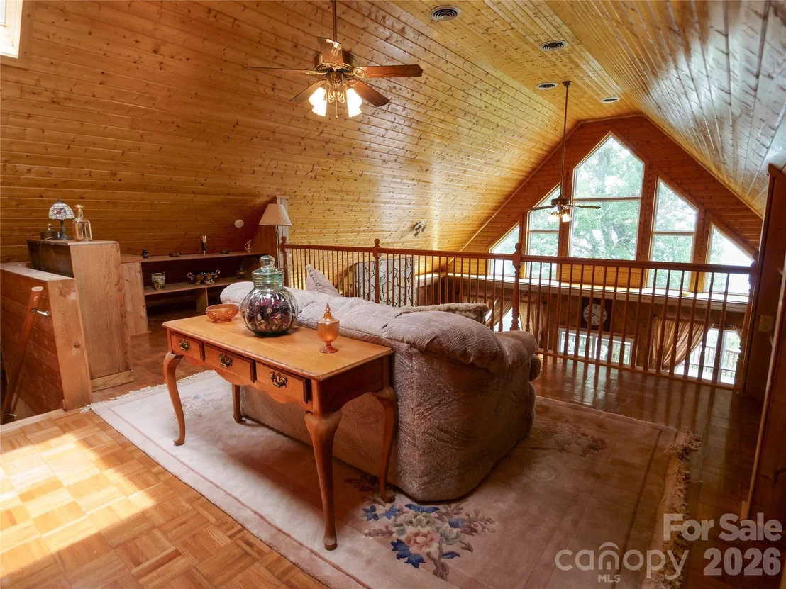 Photo of 386 Arrowhead Trail