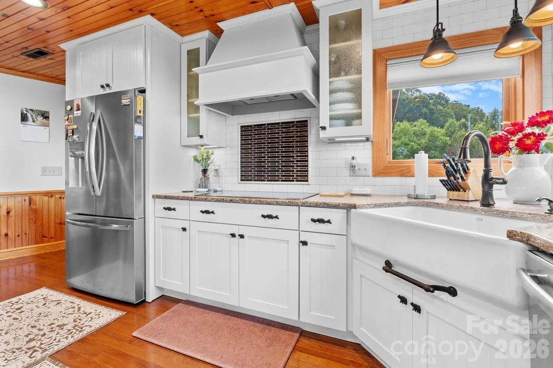 Photo of 1013 Perry Road