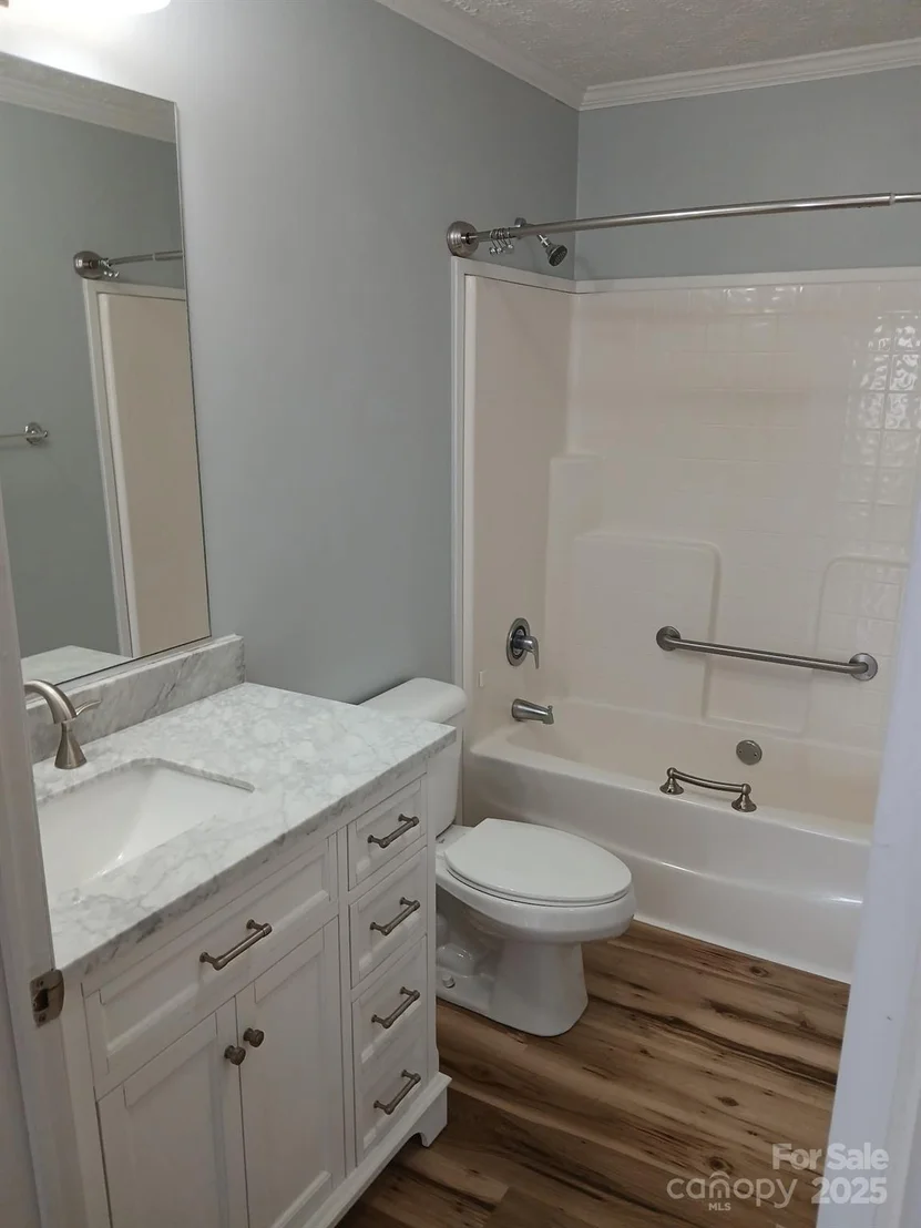 Photo of 218 Muldoon Lane