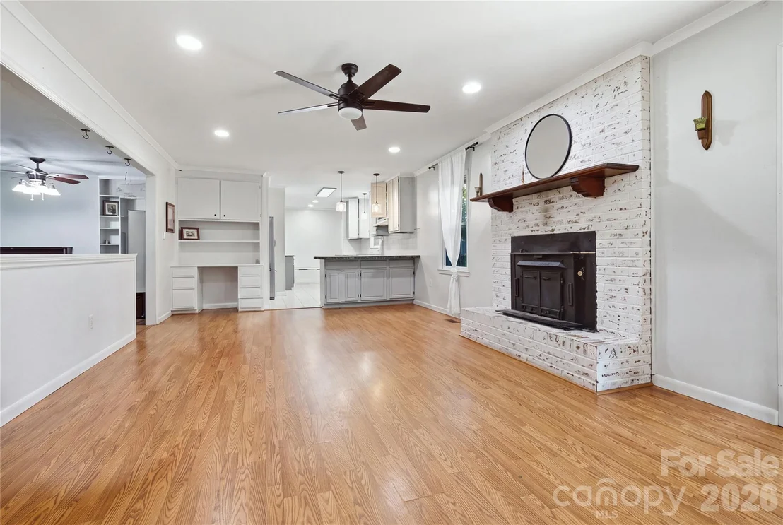 Photo of 169 Greenbriar Drive