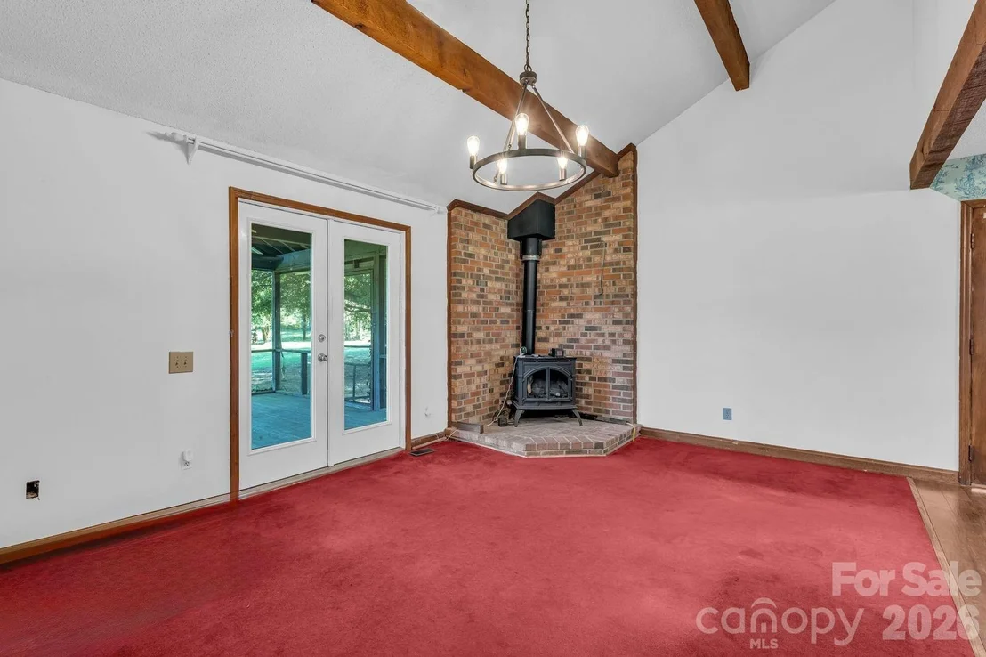 Photo of 244 Chapman Road