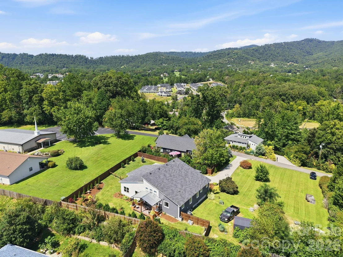 Photo of 112 Upper Grove Lane