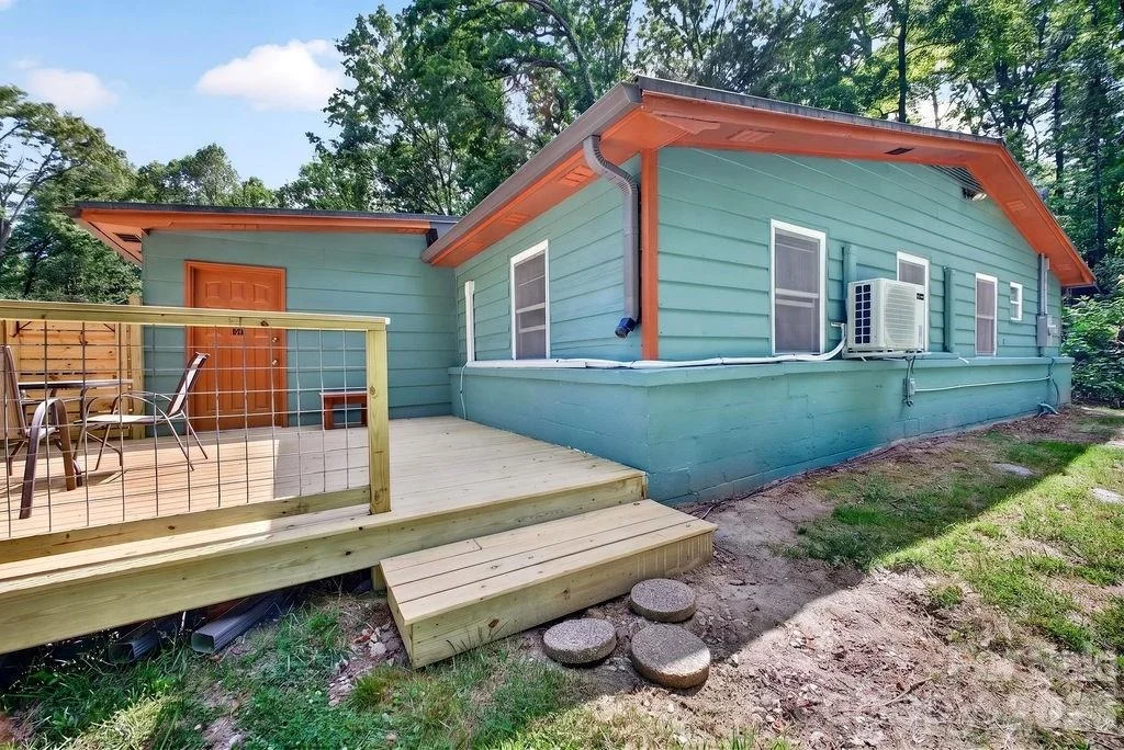Photo of 147 Longview Drive