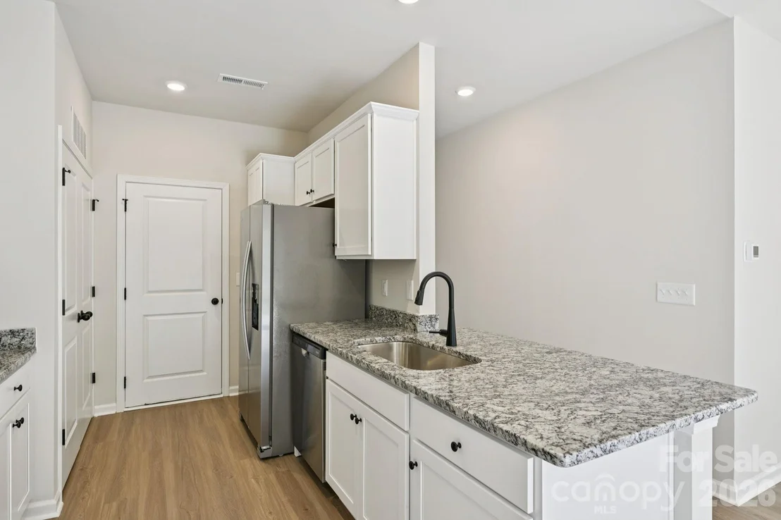 Photo of 712 Willow Estates Drive