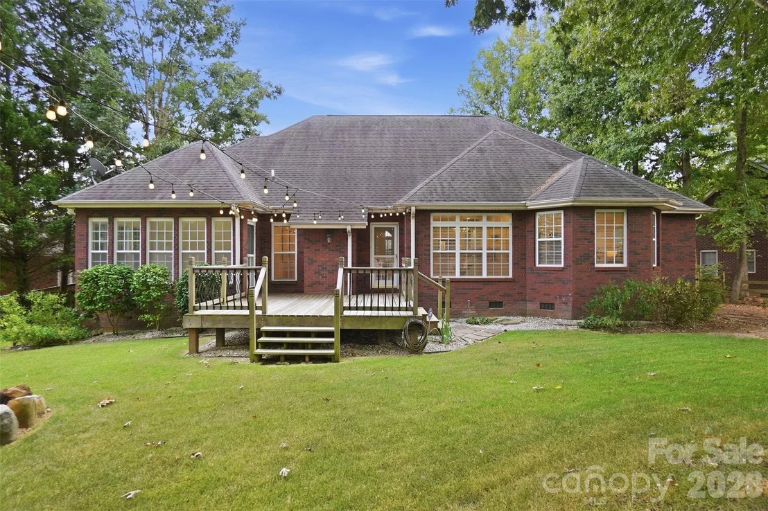 Photo of 1366 Crown Ridge Drive