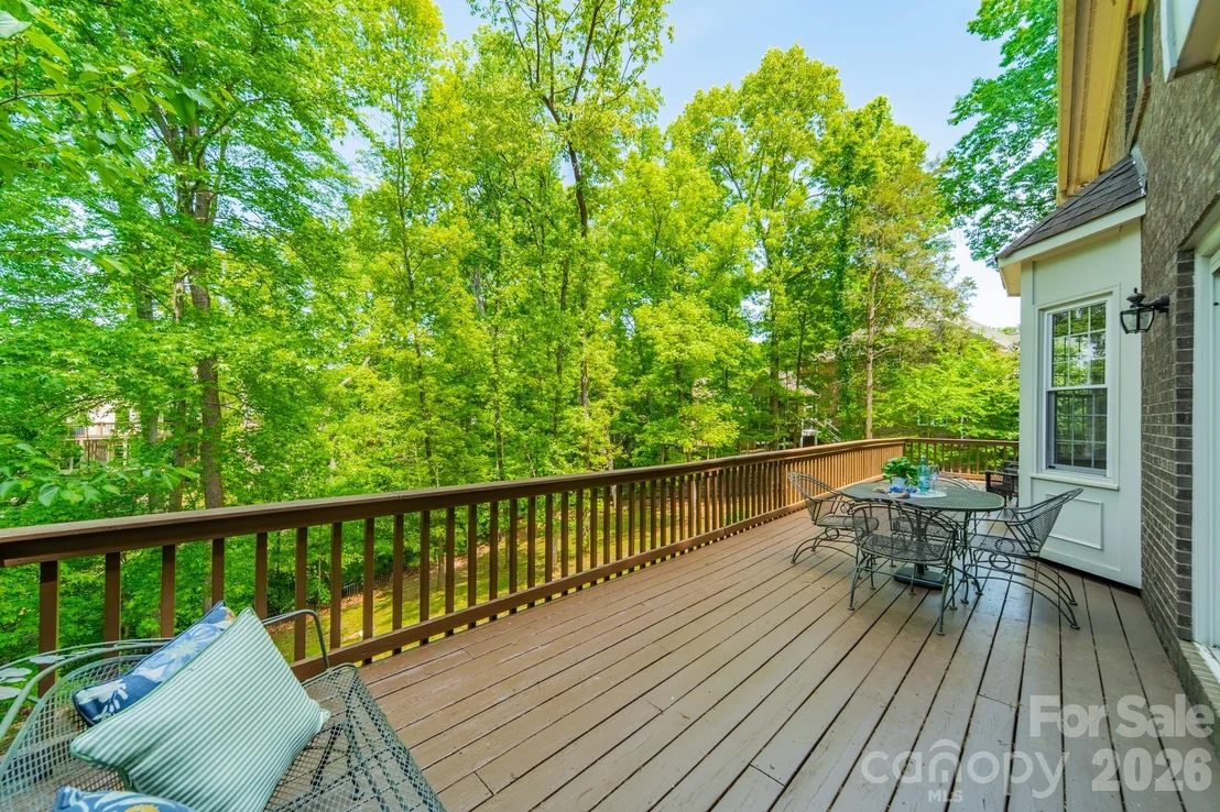 Photo of 231 S Downs Way