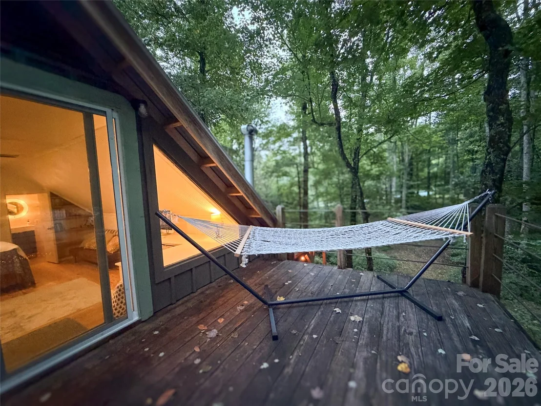 Photo of 2218 Mountain Page Road