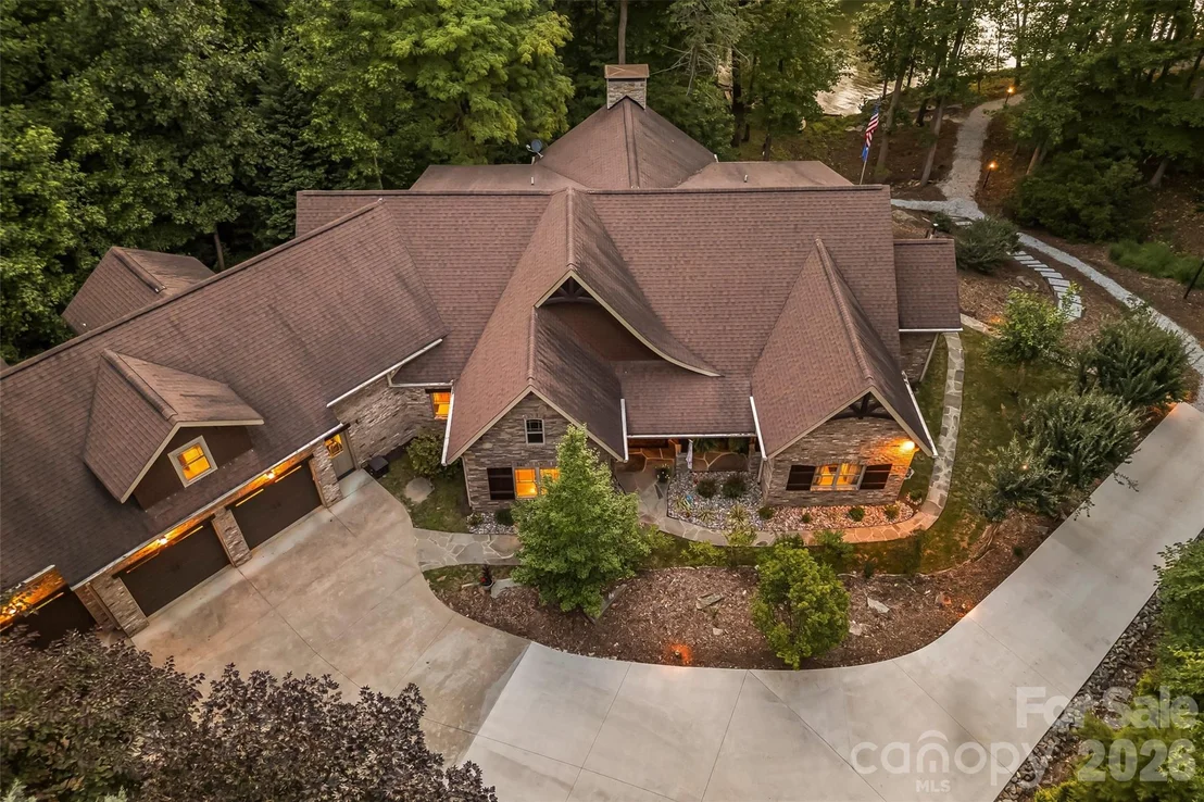 Photo of 1313 High Trail Drive