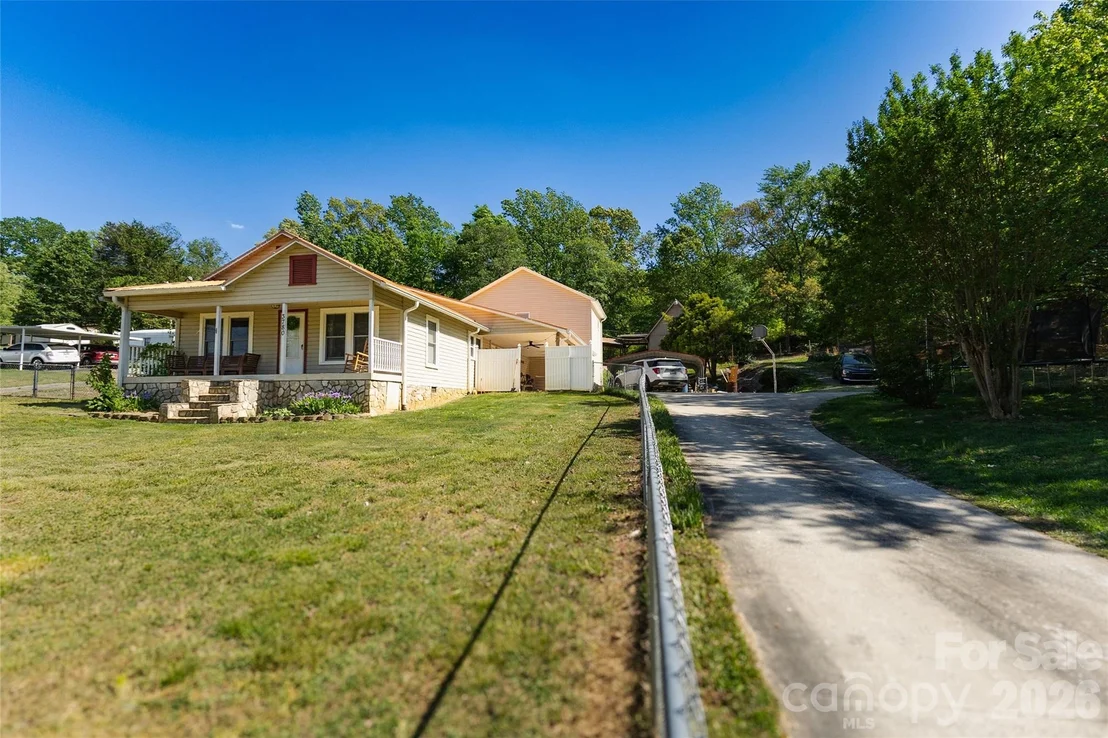 Photo of 3780 Cook Road