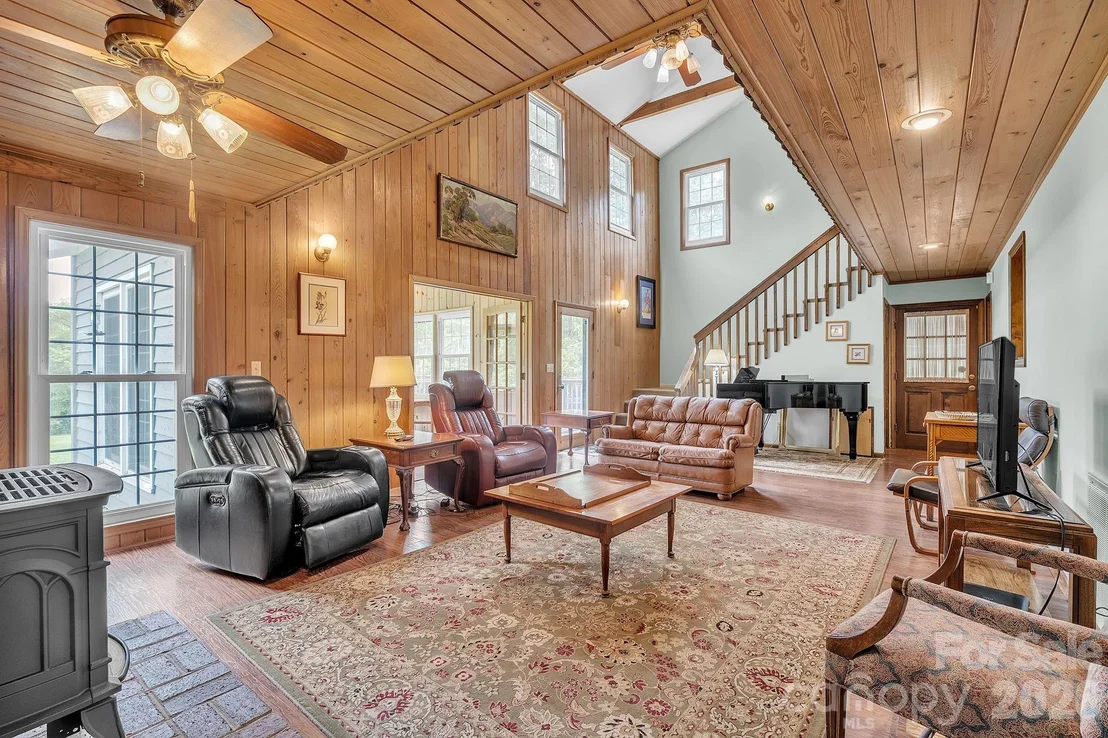 Photo of 412 Smith Road