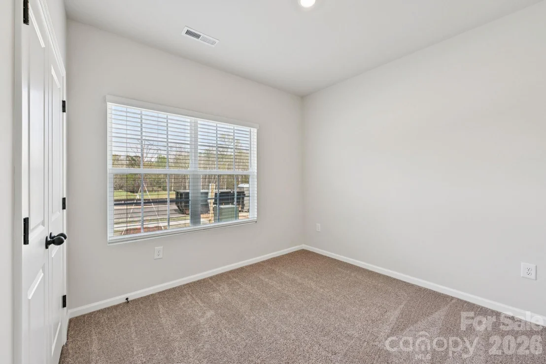 Photo of 712 Willow Estates Drive