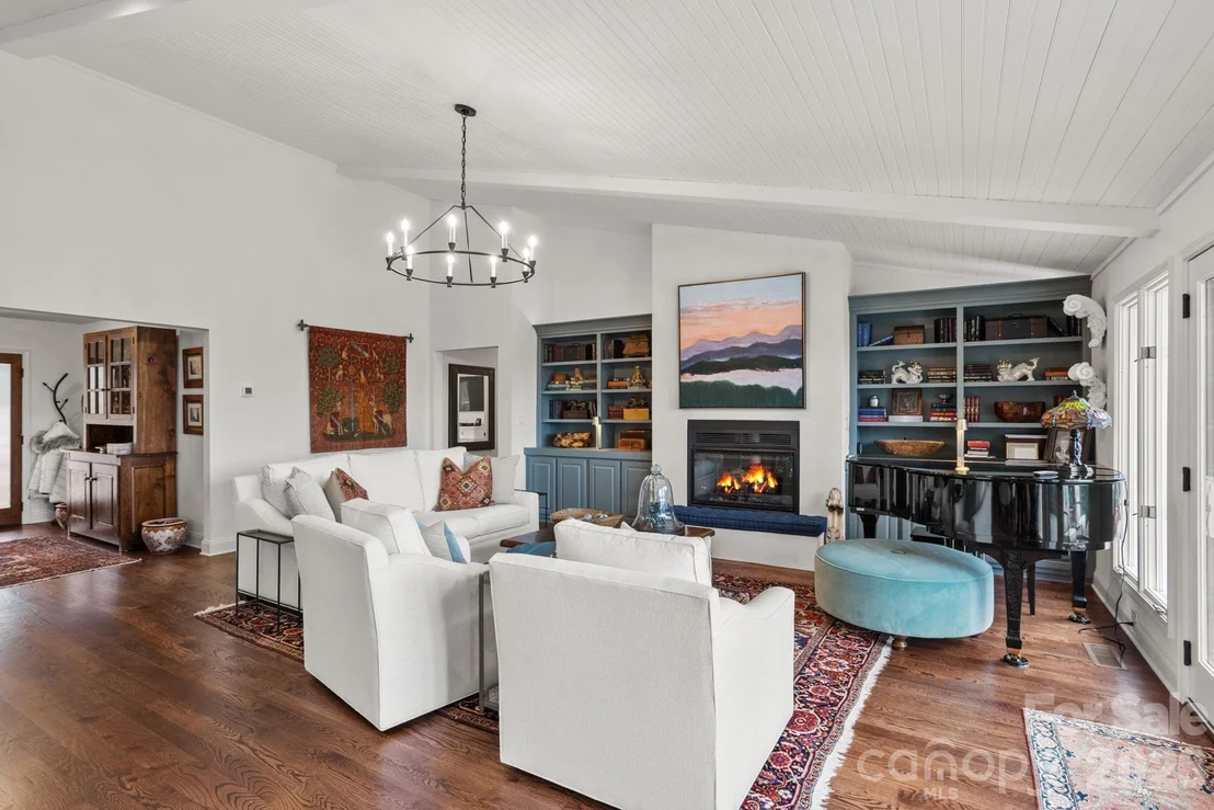 Photo of 171 Old Hillside Lane