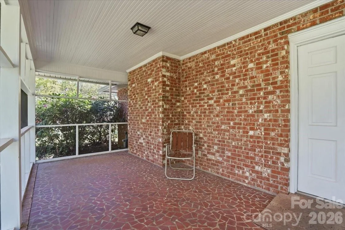 Photo of 160 Denton Street