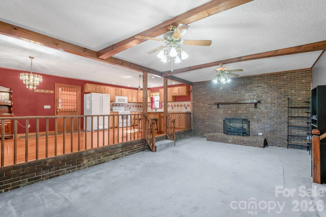 Photo of 1295 Cattle Ridge Road