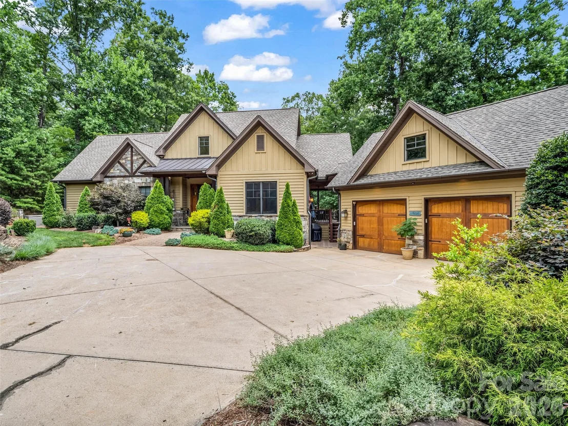 Photo of 153 Glenn Court