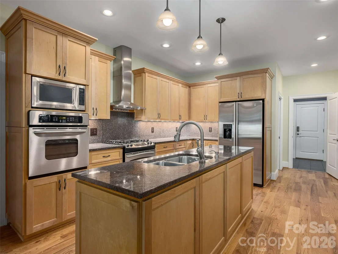 Photo of 620 N Highland Road