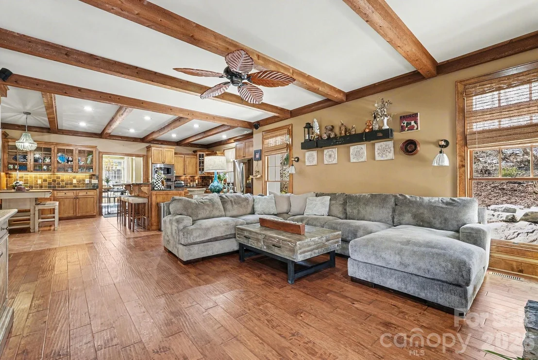 Photo of 2554 Deep Gap Farm Road