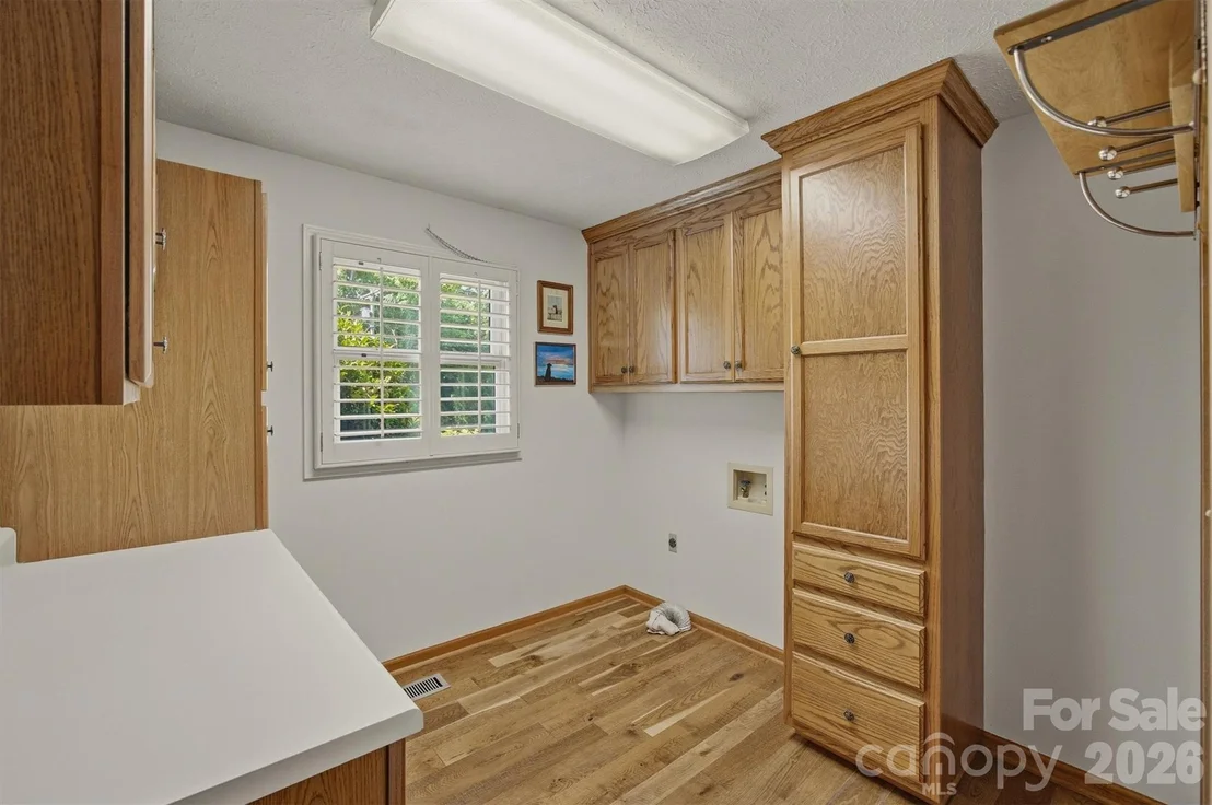 Photo of 232 Westwood Drive