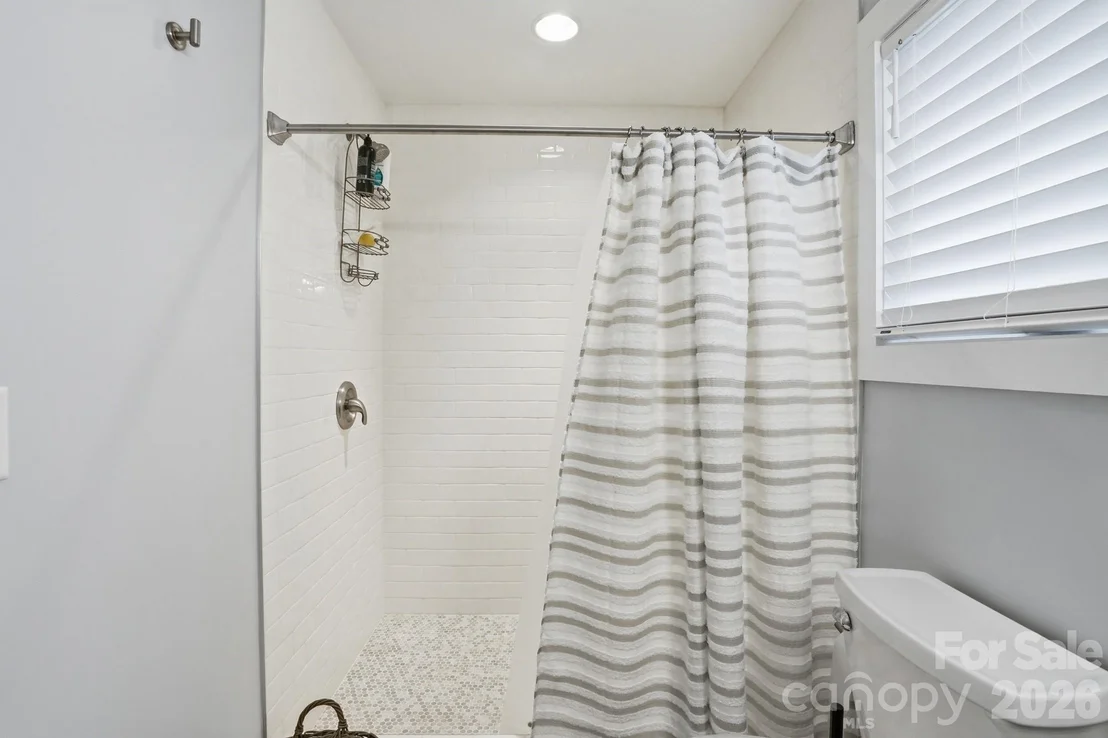 Photo of 2501 Marshall Place
