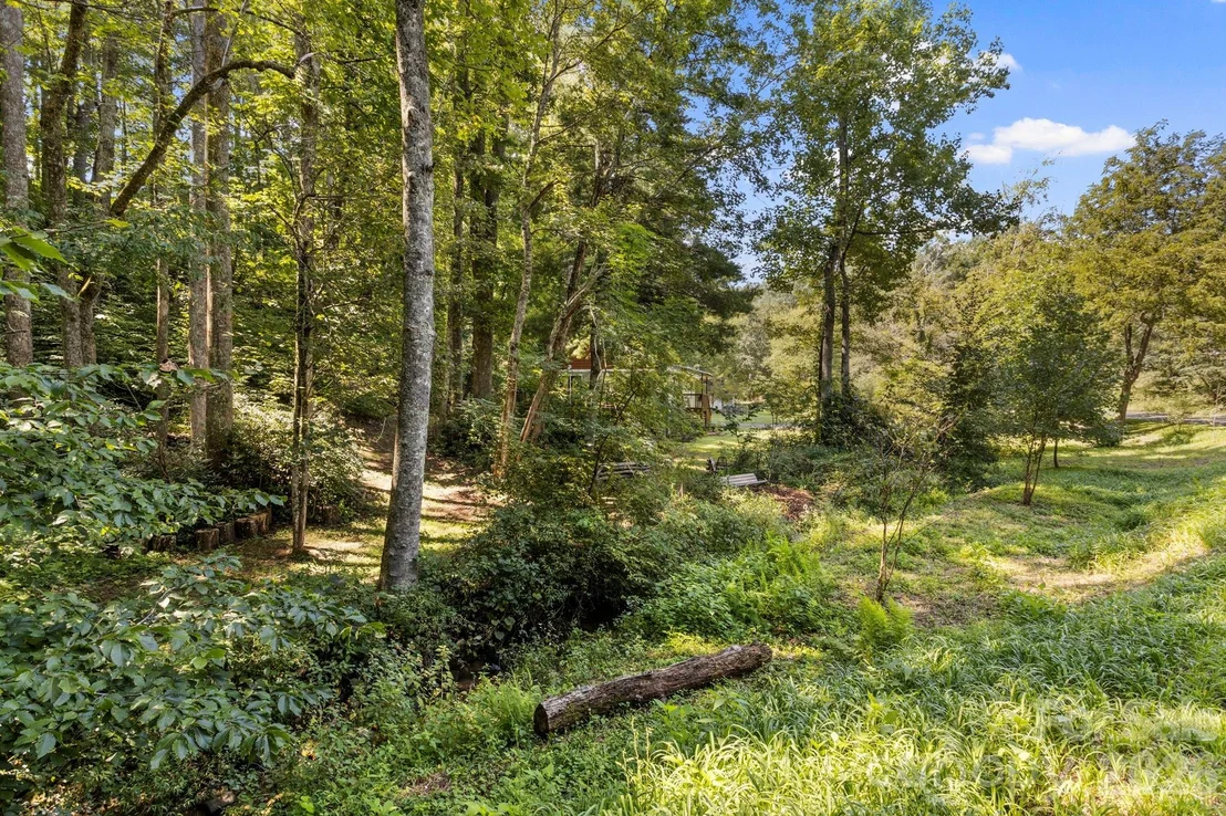 Photo of 400 Laurel Drive